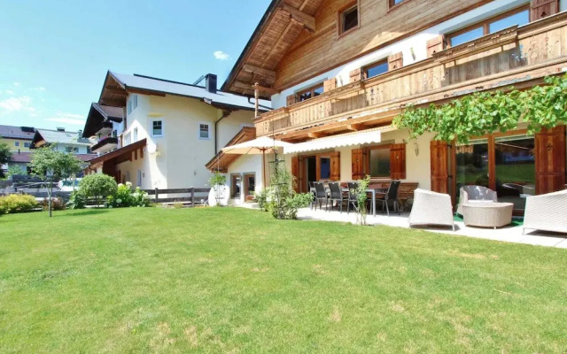 Unique Chalet in the Center of Elmau Near Skilift