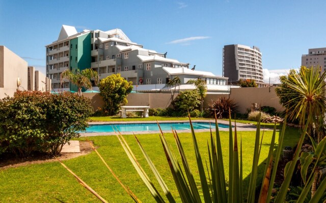 Estoril Beachfront Condo
