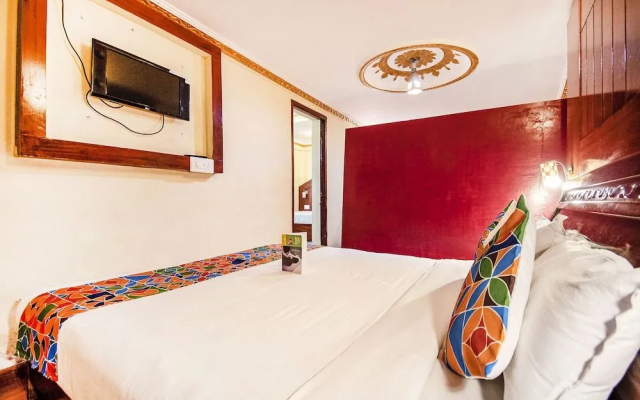 FabHotel Roshan Residency