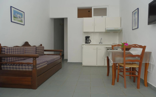 Erato Apartments