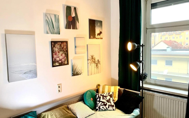 Mellow Contactless Apartment - by Nahuen Suites