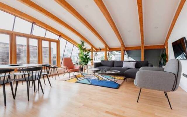 Leicester Square 3Br Penthouse W/ Terrace & Lift