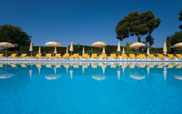 All Suites Resort & Spa