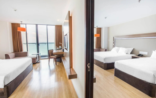 King Town Grand Hotel & Wedding Center