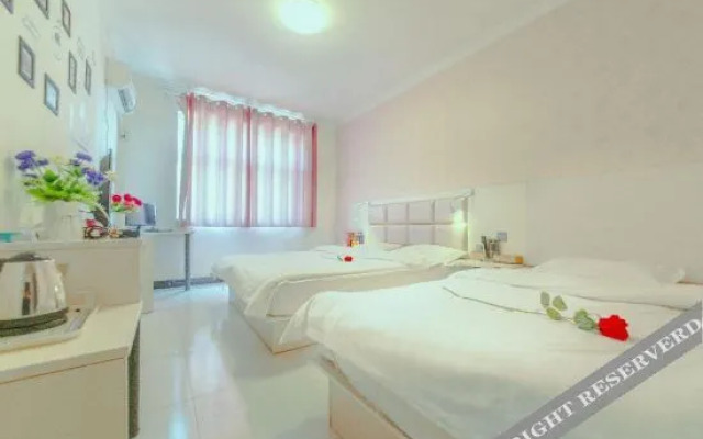 Xinzheng Qingyue Yaju Hotel