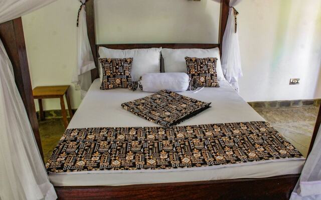 5-bedroom Villa - 3 Mins Walk To The Beach