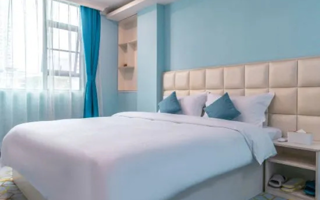 Lotus Hotel Apartment