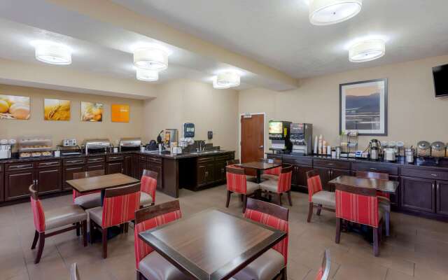 Comfort Inn & Suites Woods Cross - Salt Lake City North