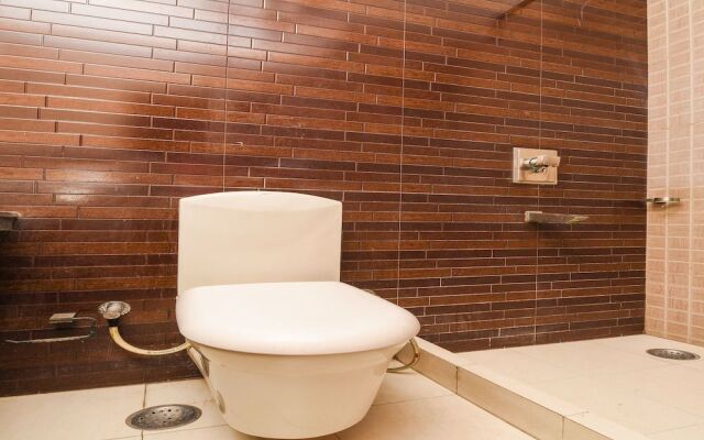 Oyo 15540 Jani Homes