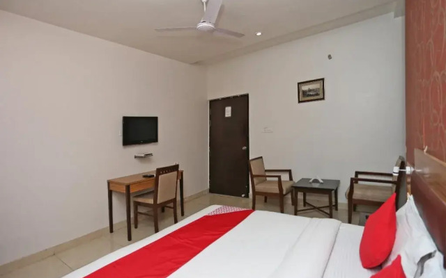 BD Guest House By OYO Rooms