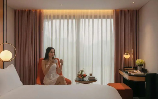 Aurora Oriental Hotel