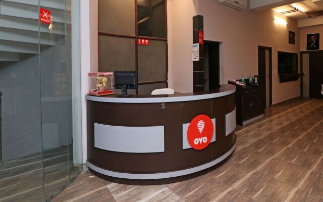 OYO 12520 Hotel Grand Tara