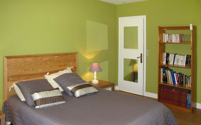 Holiday Home Le Saint Vigor (BAX400)