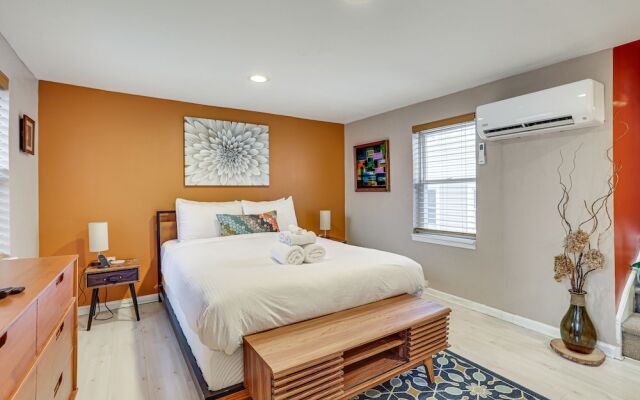 Centrally Located Philadelphia Townhome w/ Patio!