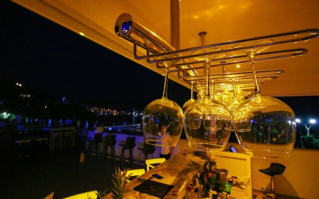 Azka Restaurant