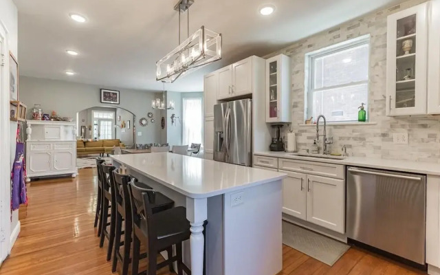 4723 Hazel Ave in Philadelphia