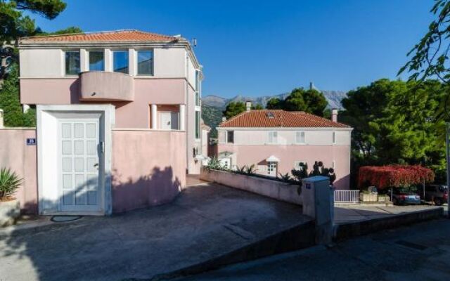 Apartment Marino