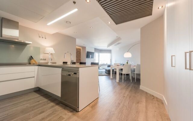 Torre de Madrid Plaza - MADFlats Collection