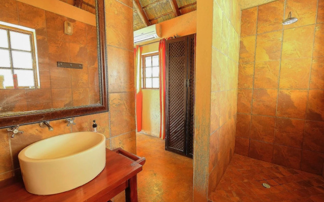 Lovely Holiday Home Bordering Kruger National Park