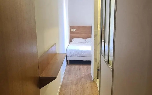 Dupleix Hotel
