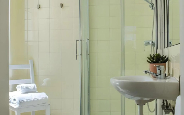 Succeed Campo Pequeno Suites