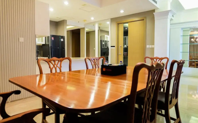 Luxurious 3br Senopati Suites Apartment Near Scbd