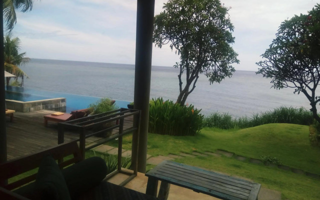 Villa Bukit Segara