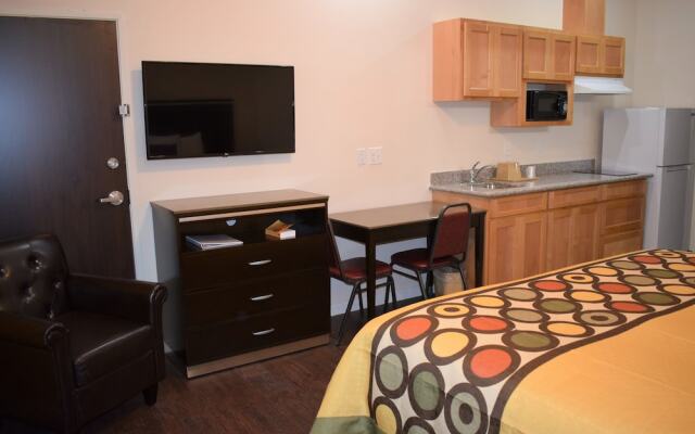 Texas Bungalows Hotel and Suites Austin
