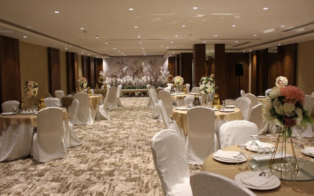 grand silverton hotel
