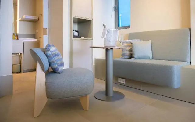 Art Hotel Curacao - Luxury Adults Only