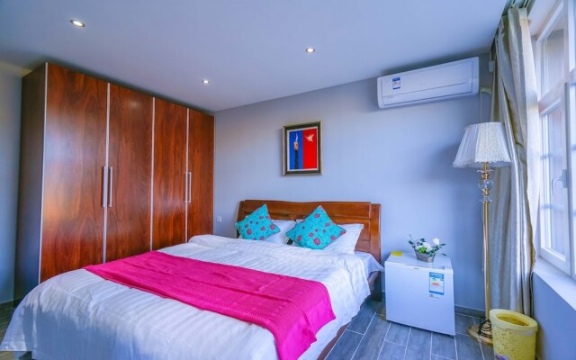 Yiyun Rural Residence Siji ChristmasTown