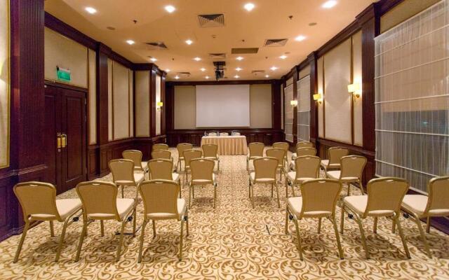 Отель Excelsior Hotel & Spa Baku