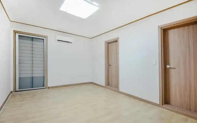 Yangyang Water Sol Valley Pension