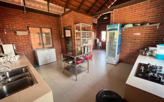 Red House the Garden Stay in Bukit Tinggi by PLAY