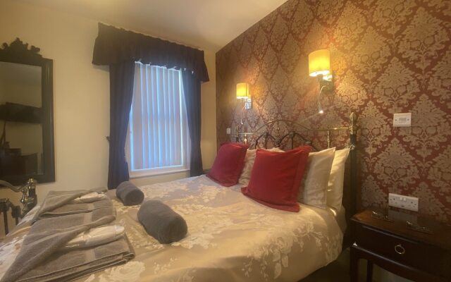 The Beach House Luxury Rooms