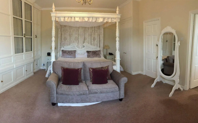 The Stable Courtyard Bedrooms at Leeds Castle