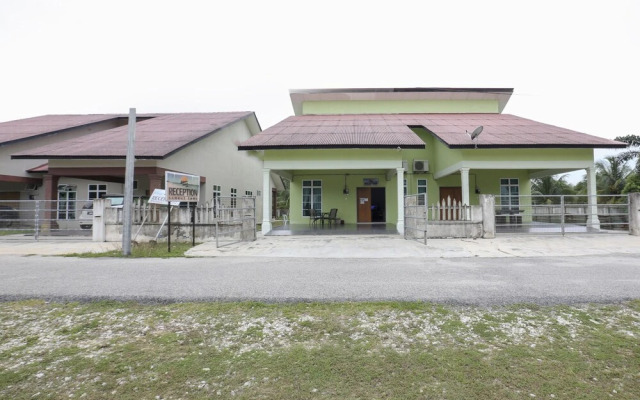 OYO 90135 Saujana Villa Cherok Paloh