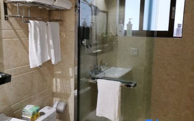 Yandang Mountain Yunqi Small Building