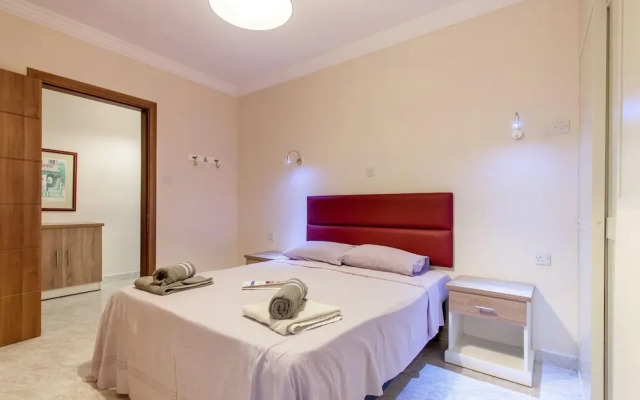 Merill Pool and Sea Charming Apart 4