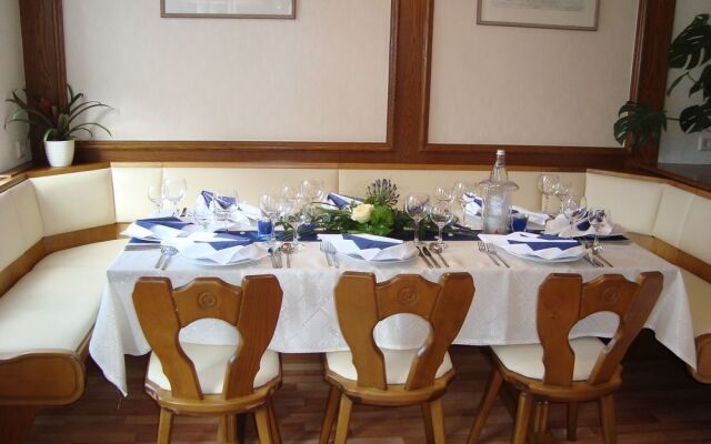 Hotel Zum Goldenen Hirsch