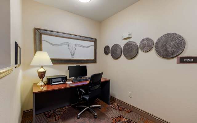 Best Western Plus Red River Inn