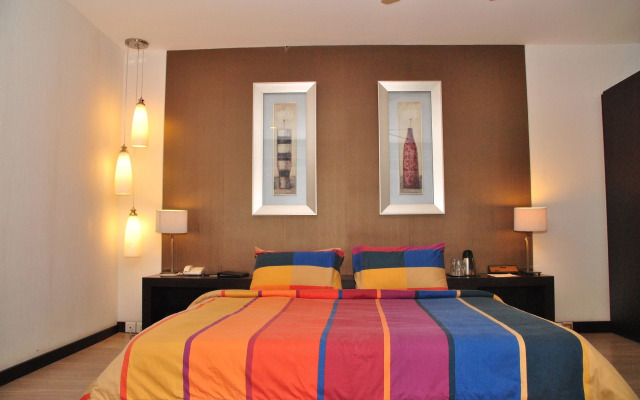 Hotel Aurora Towers