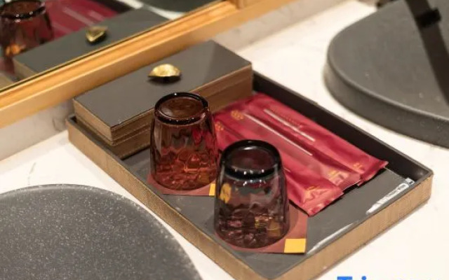 Madison Hotel Zhengzhou Agricultural University Henan Museum