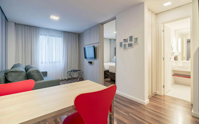 Mercure Sao Paulo Moema Times Square
