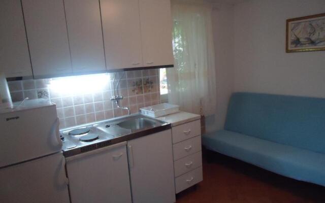 Omiš apartment on the beach