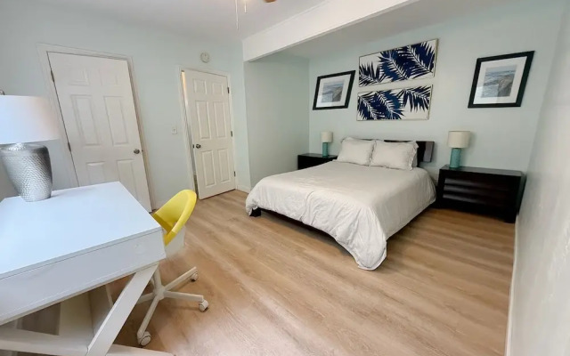 Charming 2BR Ocean Beach