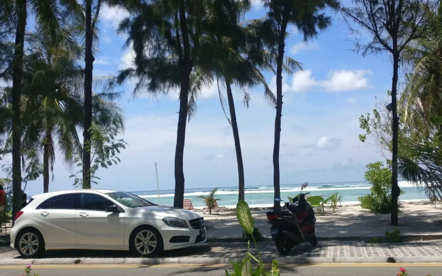 Simry Beachside
