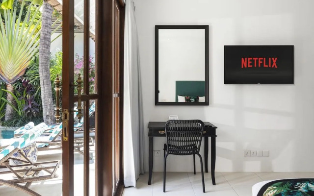 Villa Merah Seminyak