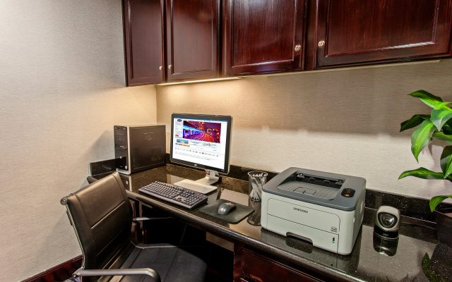 Hampton Inn & Suites Merced