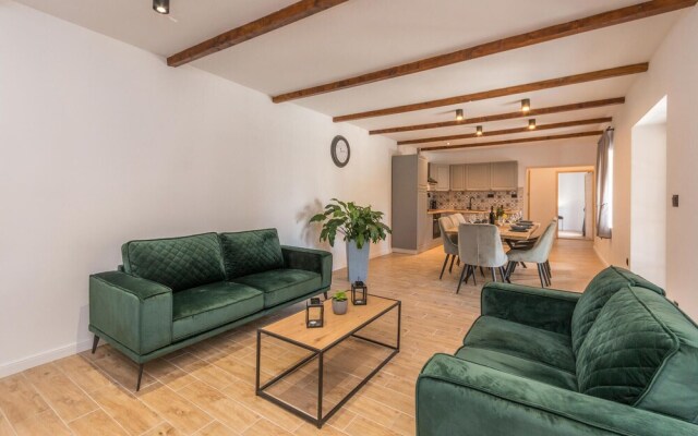 Awesome Home in Lisicic With 3 Bedrooms, Wifi and Sauna